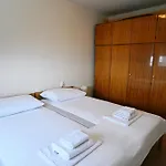 Bajun Apartment *
