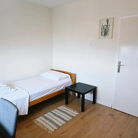 Bajun Apartment *